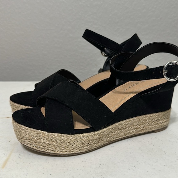 Big Buddha Women’s Wedge Shoes Size 7 - Picture 2 of 5